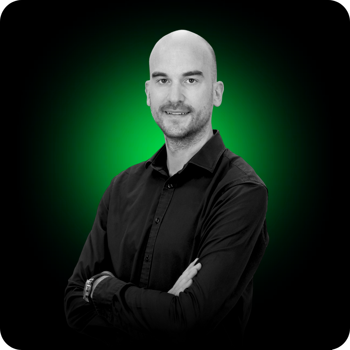 Marek Dvořák — CMO, advisor, and mentor focused on simplification and strategic clarity